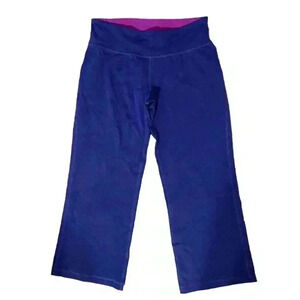 Patagonia Women's Purple Wide Leg Cropped Athletic Yoga Pants Size‎ Small
